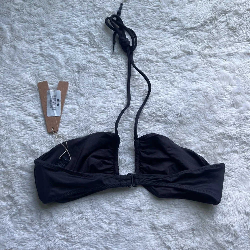 SKIMS Signature Swim U Wire Halter Top Onyx Black BT-BAN-7486W Womens Medium NEW